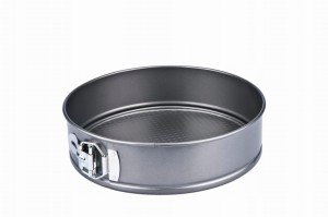 Tortownica okrągła nieprzywieralna 20 cm IDEAL