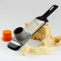 1014412-fiskars-functional-form-fine-grater-alt1_productimage.jpg