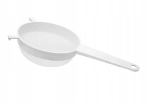 Sitko kuchenne do przesiewania białe 9 cm