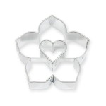 Wykrawacz metalowy do ciastek 4,4 cm lilia z sercem